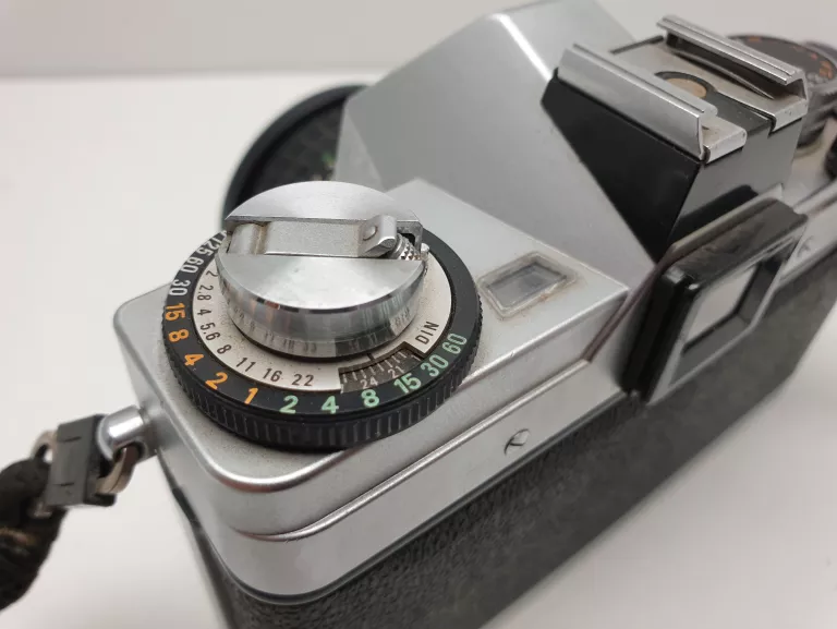 APARAT PRAKTICA LB2 Z OBIEKTYWEM DOMIPLAN 2,8/50