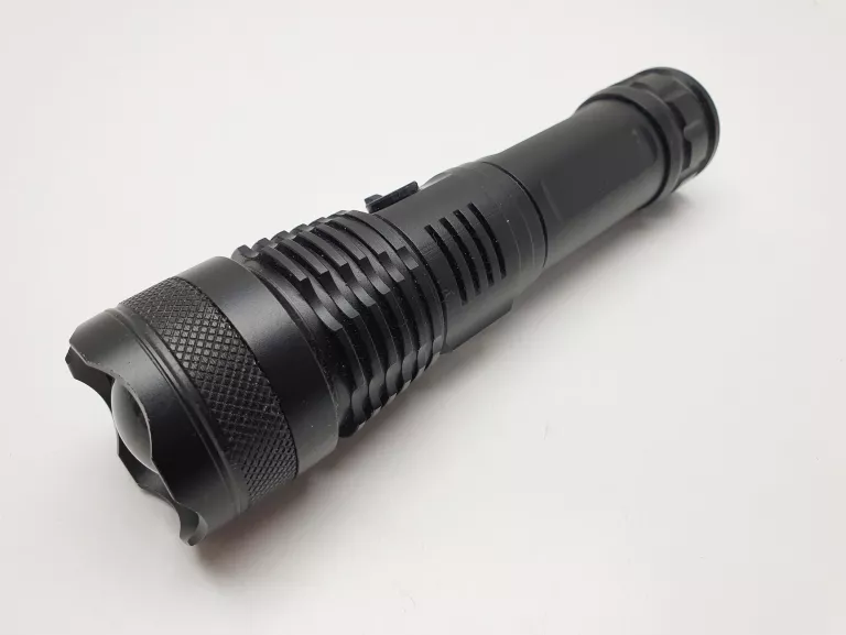 LATARKA SHUSTAR USB-TYP C