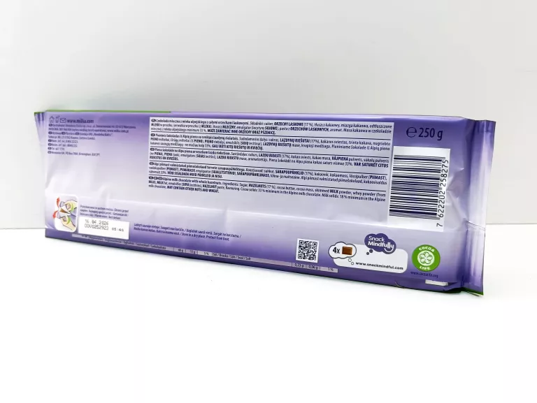 MILKA MMMAX WHOLE HAZELNUTS CZEKOLADA MLECZNA 250 G