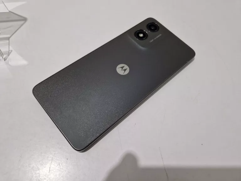 TELEFON MOTOROLA MOTO E14