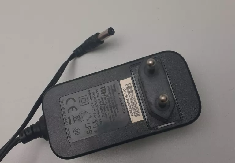 DEKODER  DVBT-2 D64AX