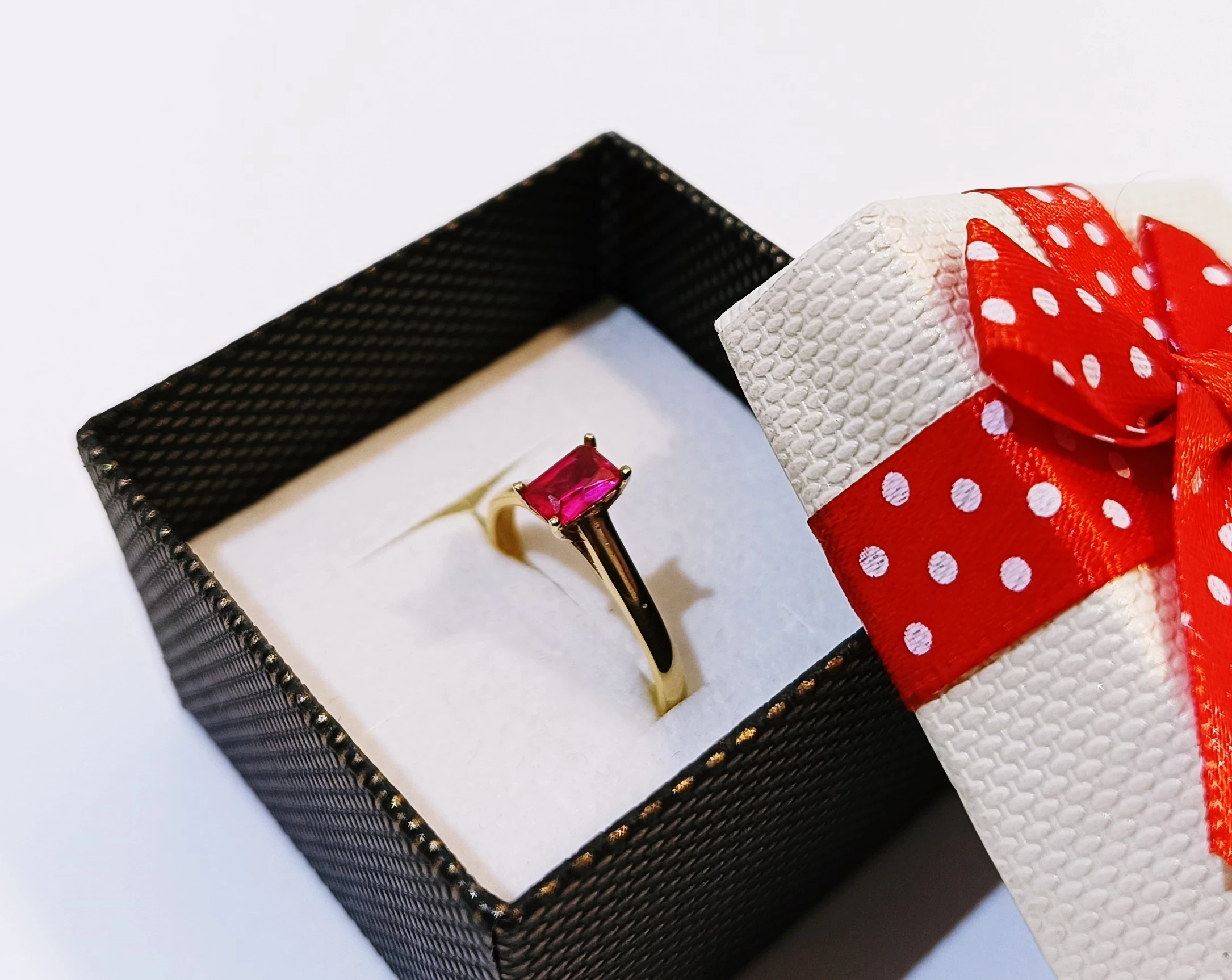 zloty-pierscionek-585-26g-r19-ean-gtin-5905868206203