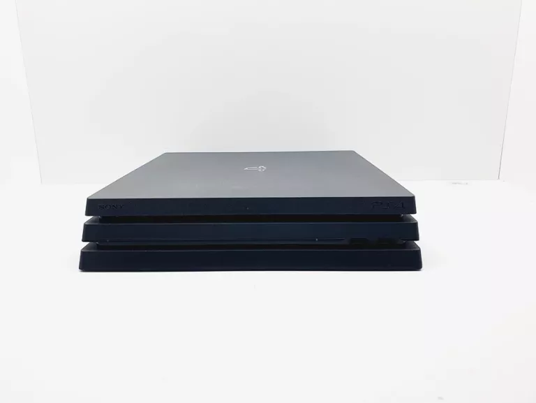 KONSOLA SONY PLAYSTATION 4 PRO CUH-7216B 1TB