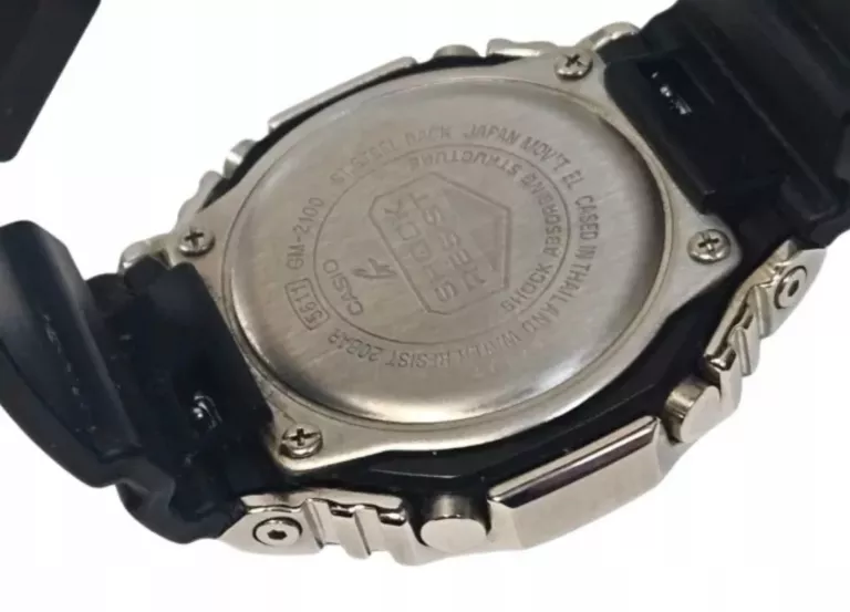 ZEGAREK CASIO G-SHOCK GM-2100-1AER