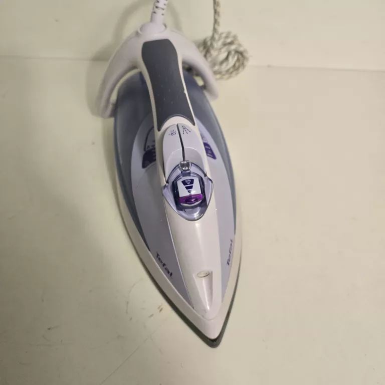ZELAZKO TEFAL 2300 W