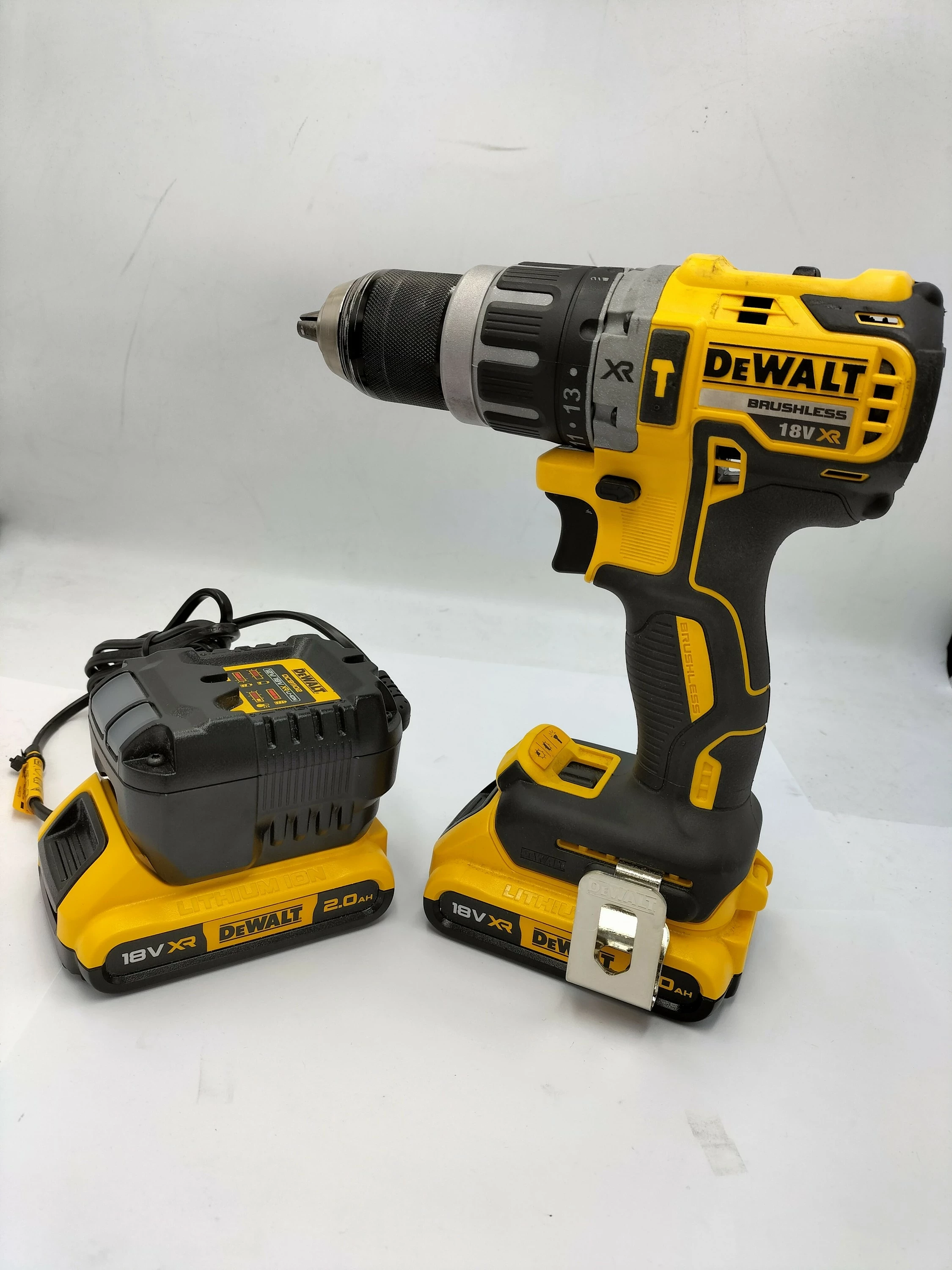 dewalt-dcd796-2x-aku-20ah-ladowarka-boh-monte-casino-46c-sosnowiec