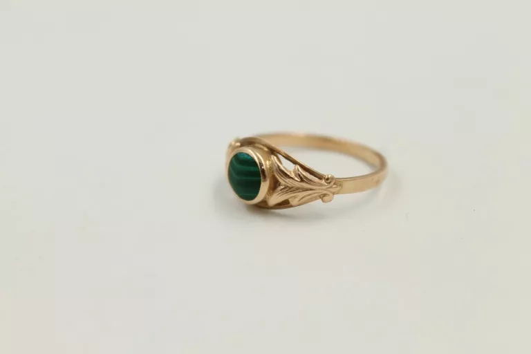 sliczny-zloty-pierscionek-585-r15-rodzaj-2205-2