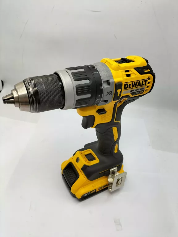 dewalt-dcd796-2x-aku-20ah-ladowarka-kod-producenta-dcd796n