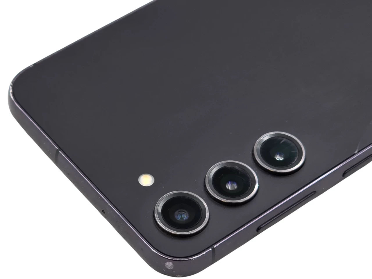 telefon-samsung-galaxy-s23-plus-8512gb-66-120hz-5g-50mp-sm-916-opis-pojemnosc-akumulatora-4700