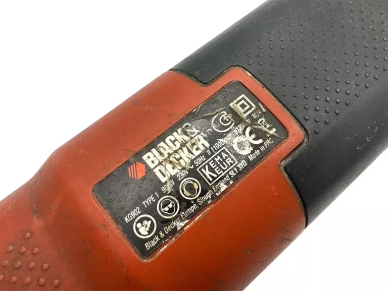 SZLIFIERKA KĄTOWA BLACK DECKER KG902 900W