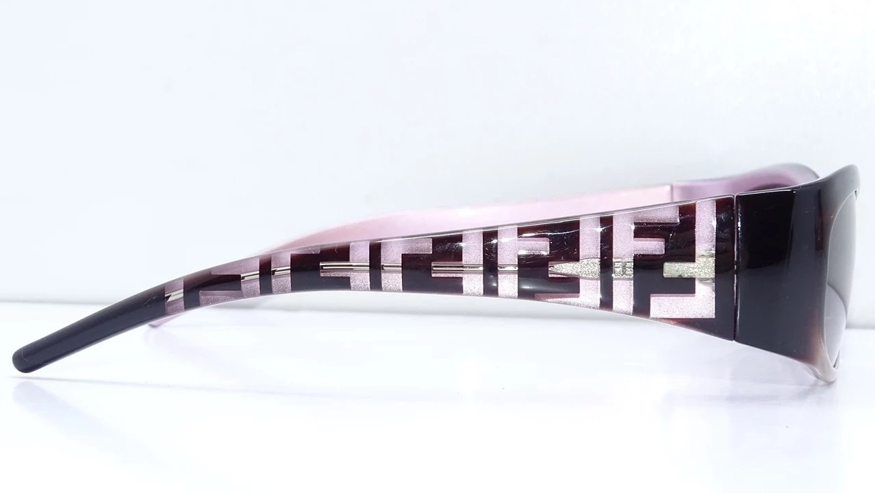 okulary-przeciwsloneczne-fendi-fs301-kod-producenta-fe40065f-50e