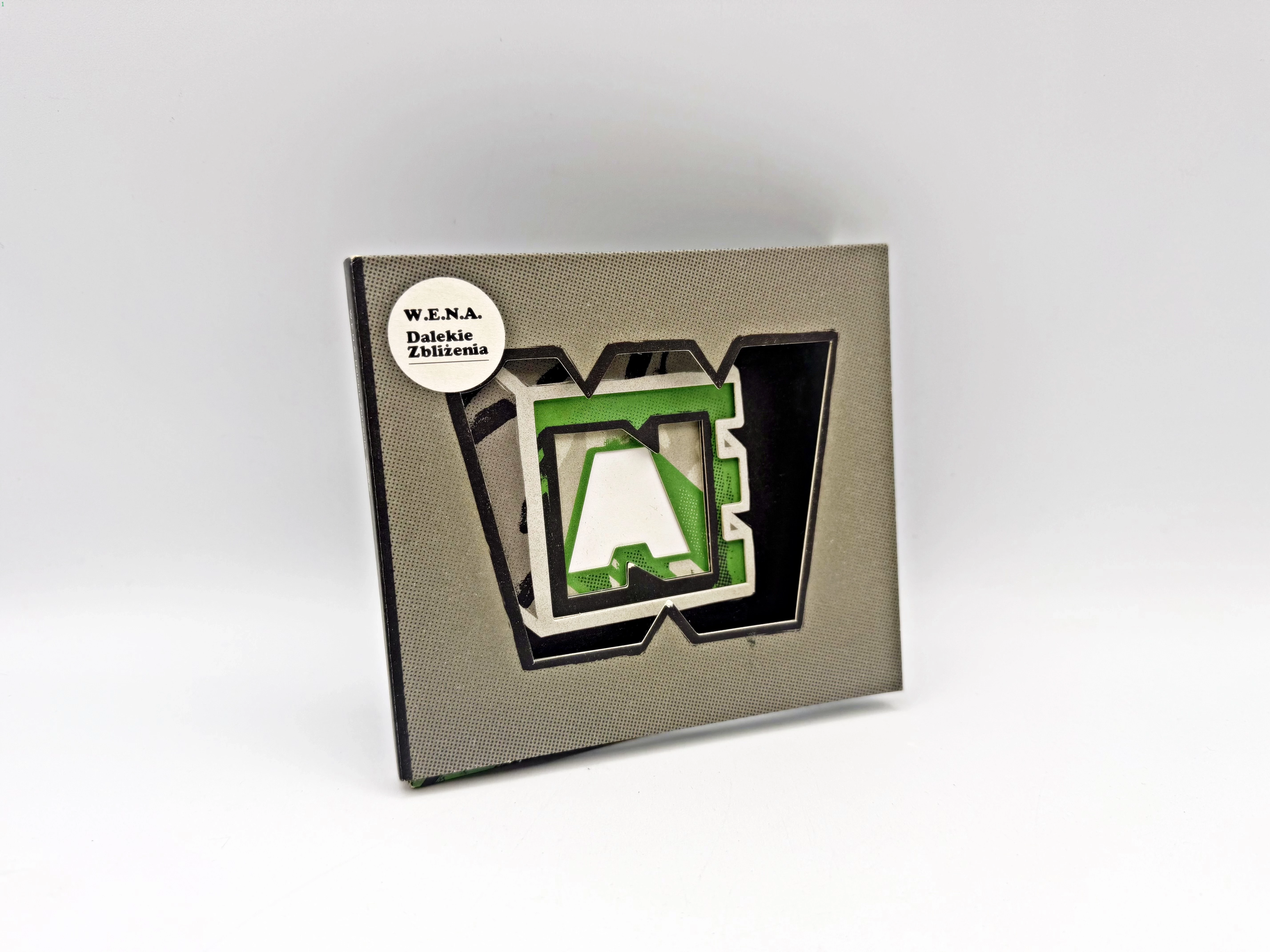 wena-dalekie-zblizenia-autograf-osiedle-czecha-96-poznan