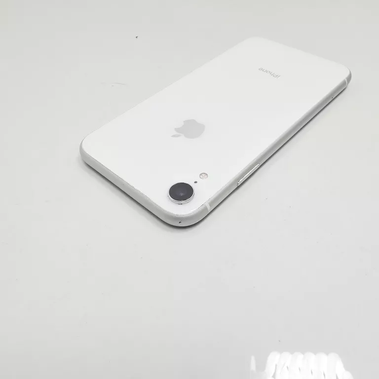 TELEFON APPLE IPHONE XR 3/64GB
