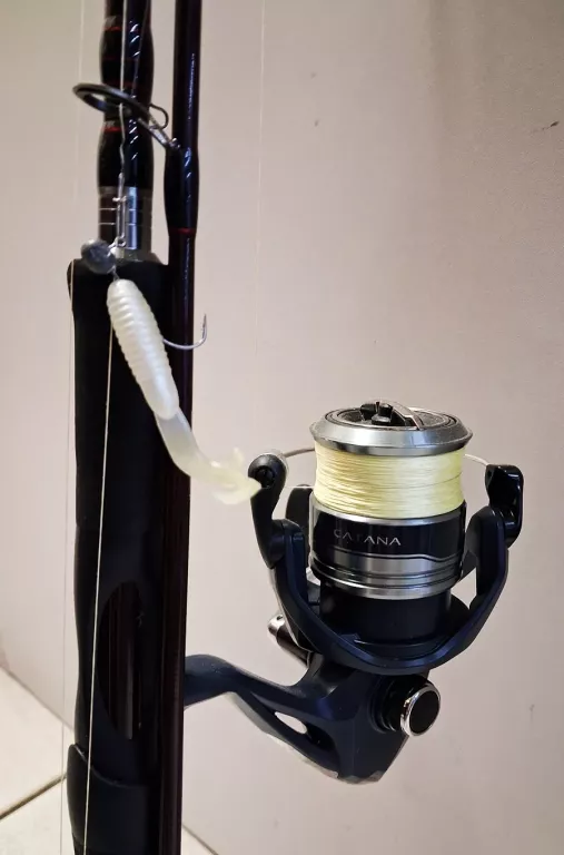 WĘDKA ABUGARCIA TORMENTOR SPIN 240 7-28 + KOŁOWROTEK CATANA 4000