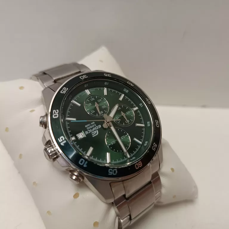 ZEGAREK CASIO EFR-526