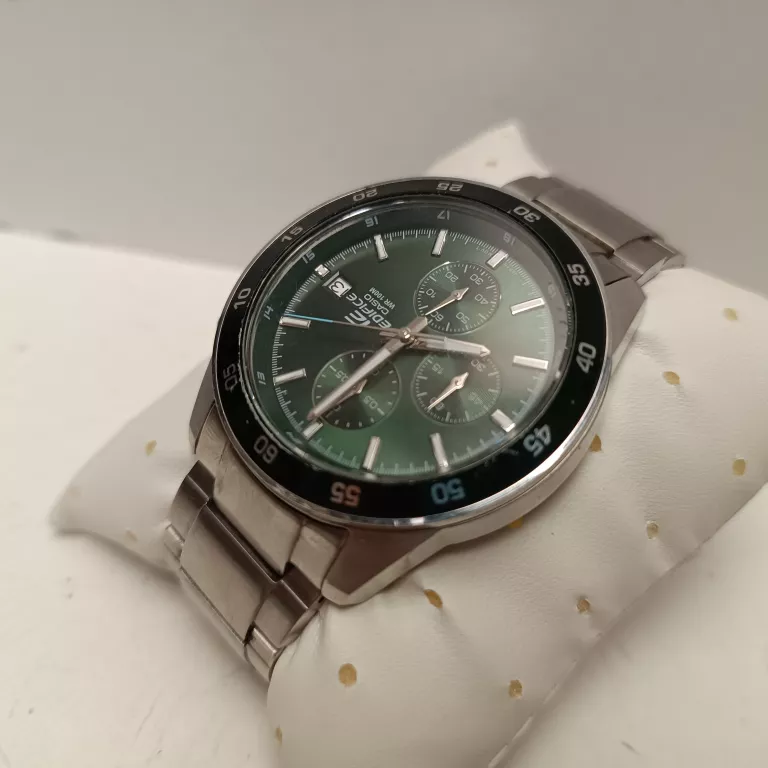 ZEGAREK CASIO EFR-526