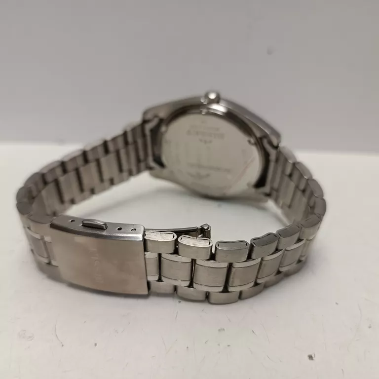 ZEGAREK BISSET BSDF43M