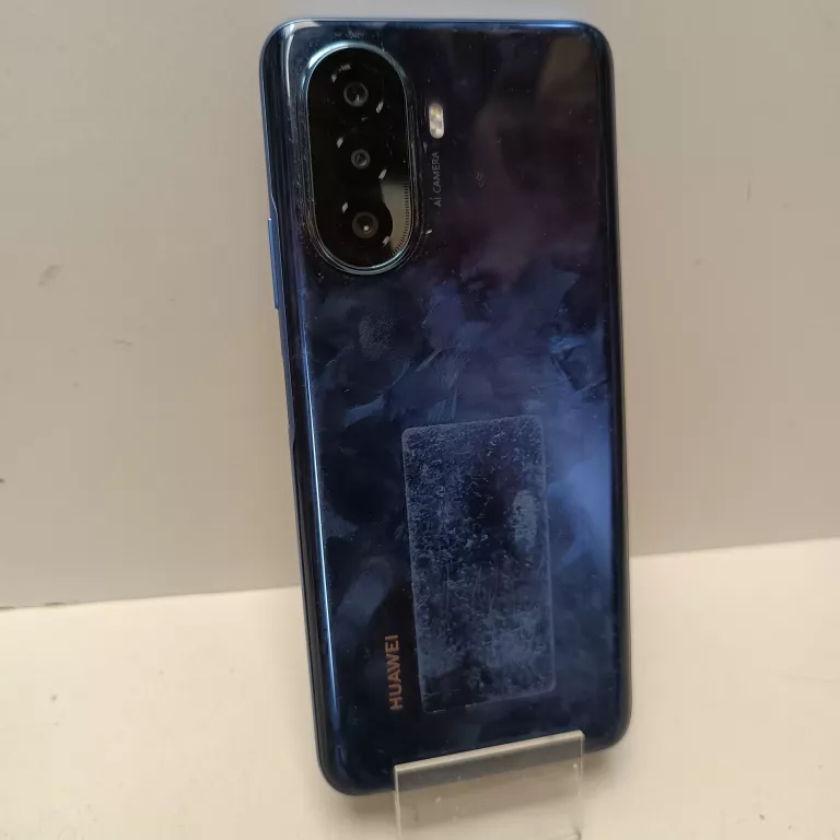 TELEFON HUAWEI NOVA Y70 4/128GB ZBITY APARAT