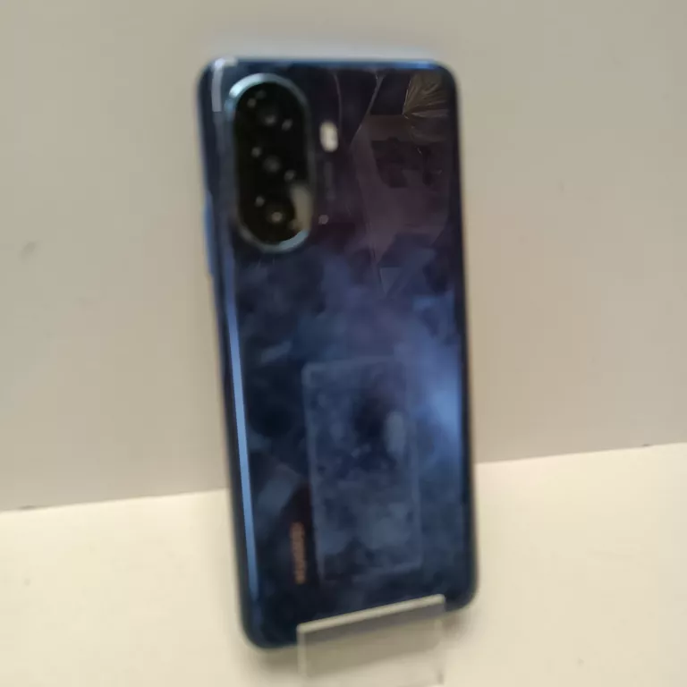 TELEFON HUAWEI NOVA Y70 4/128GB ZBITY APARAT
