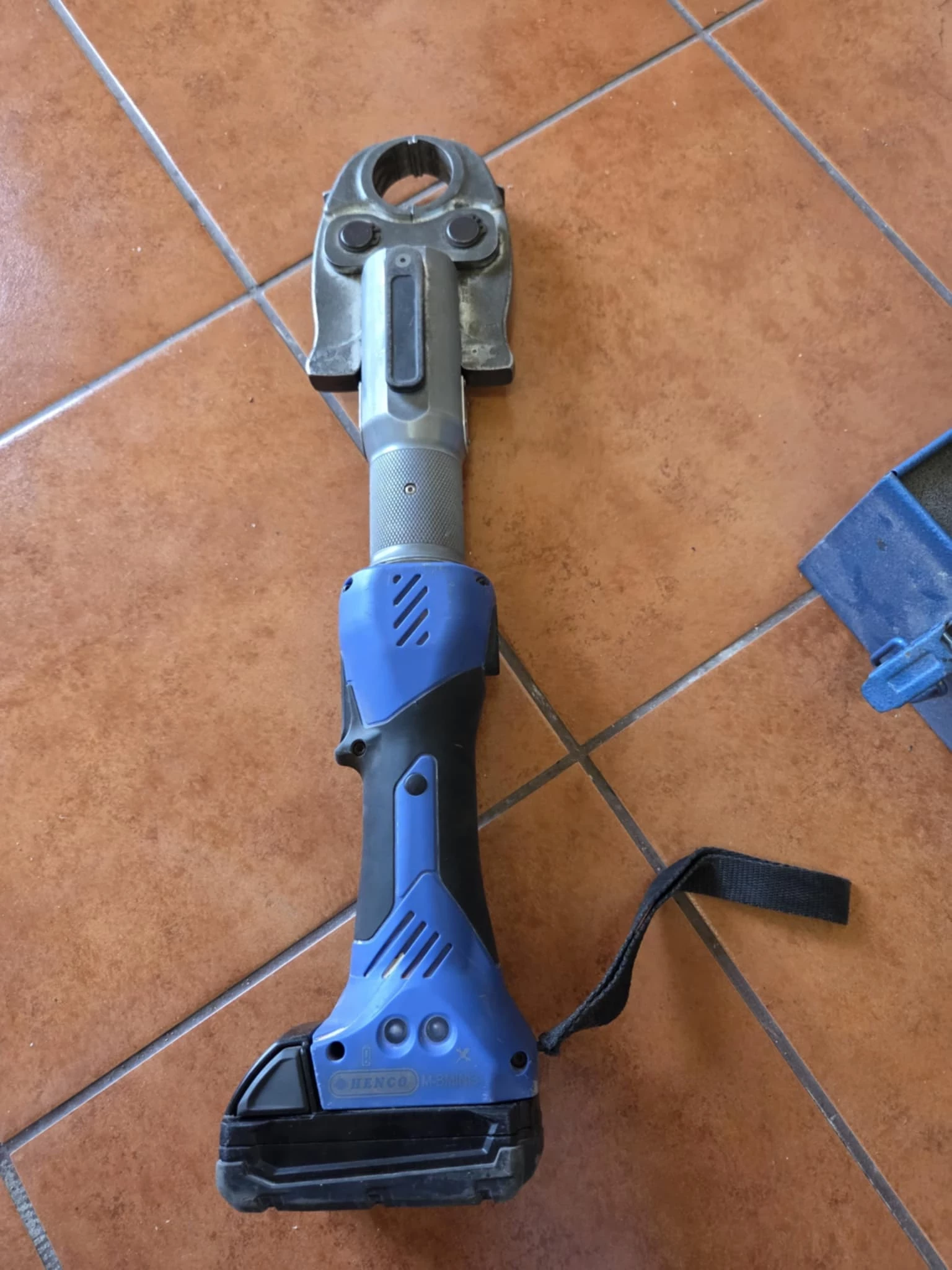 zaciskarka-do-rur-henco-m-bmini3-al-jana-pawla-ii-81-d-ostrowiec-sw