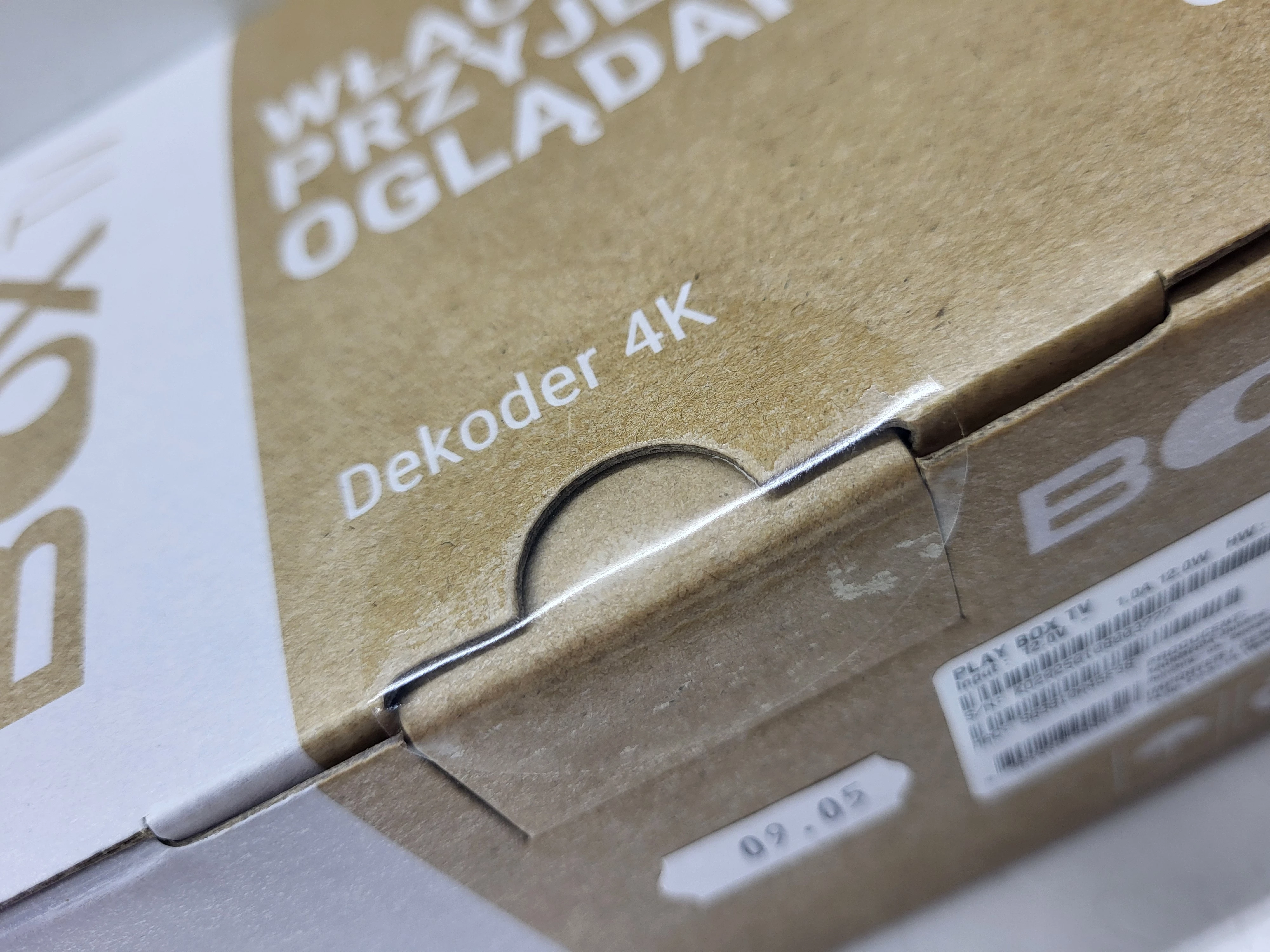 dekoder-play-now-tv-box-zaplombowany-formaty-dzwieku-1439-2