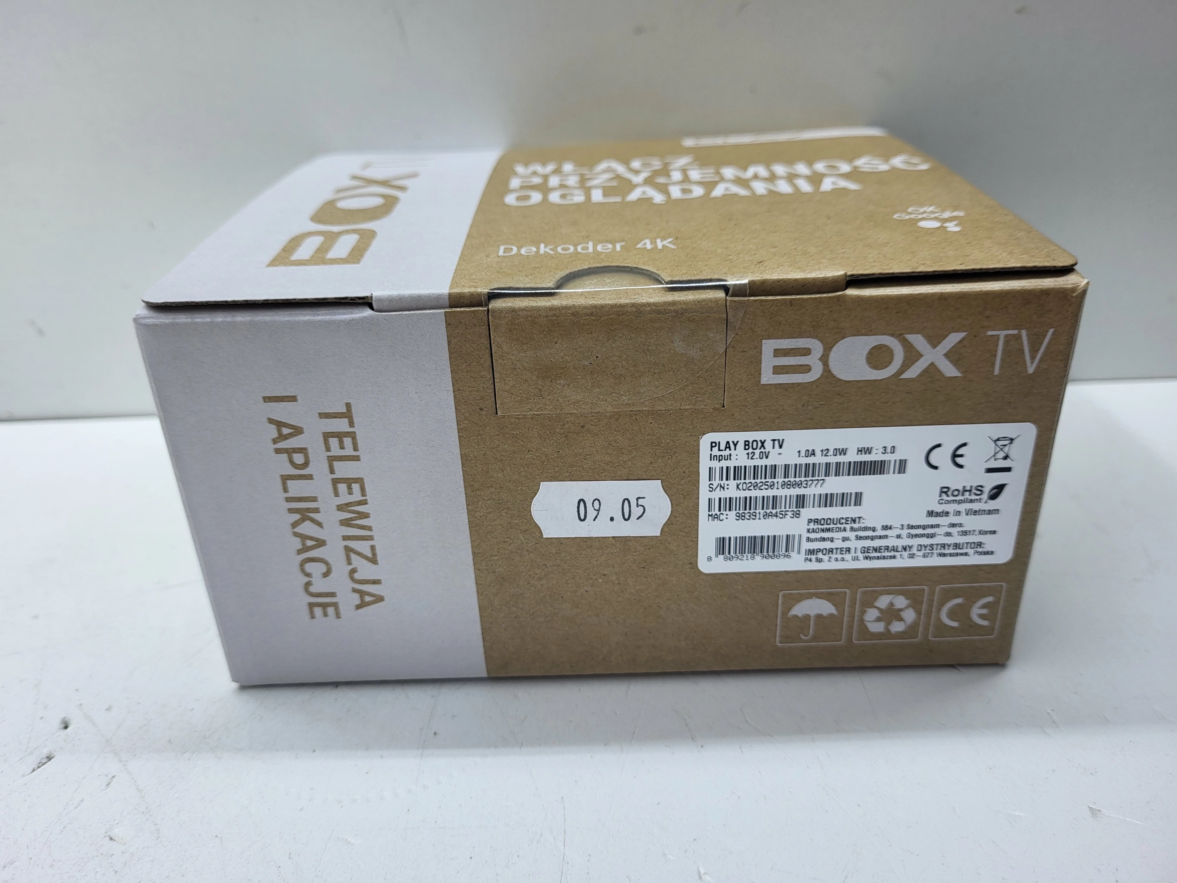 dekoder-play-now-tv-box-zaplombowany-waga-produktu-z-opakowaniem-jednostkowym-1000
