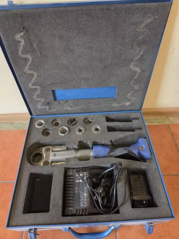 zaciskarka-do-rur-henco-m-bmini3-al-jana-pawla-ii-81-d-ostrowiec-sw