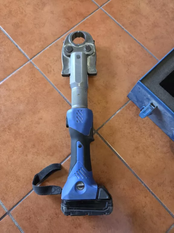 zaciskarka-do-rur-henco-m-bmini3-product-id-98eb82c4-371d-4539-90de-cf4d996df335