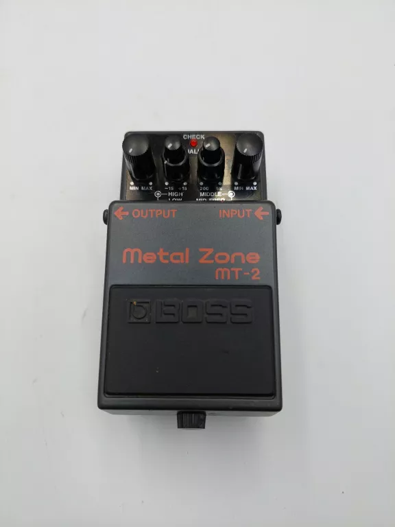 EFEKT GITAROWY BOSS METAL ZONE MT-2