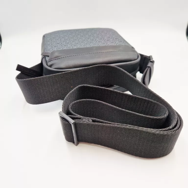 CALVIN KLEIN SASZETKA CK MUST REPORTER S MONO