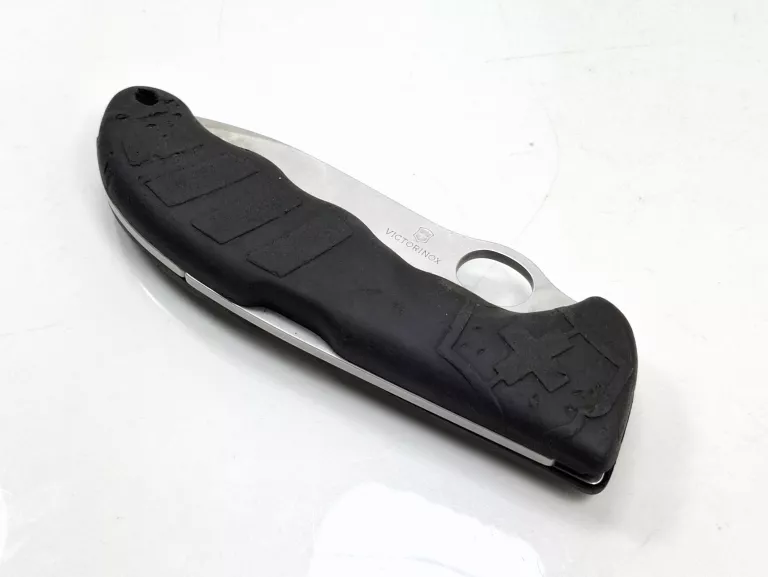 NÓŻ VICTORINOX HUNTER PRO - CZARNY - 0.9411.M3