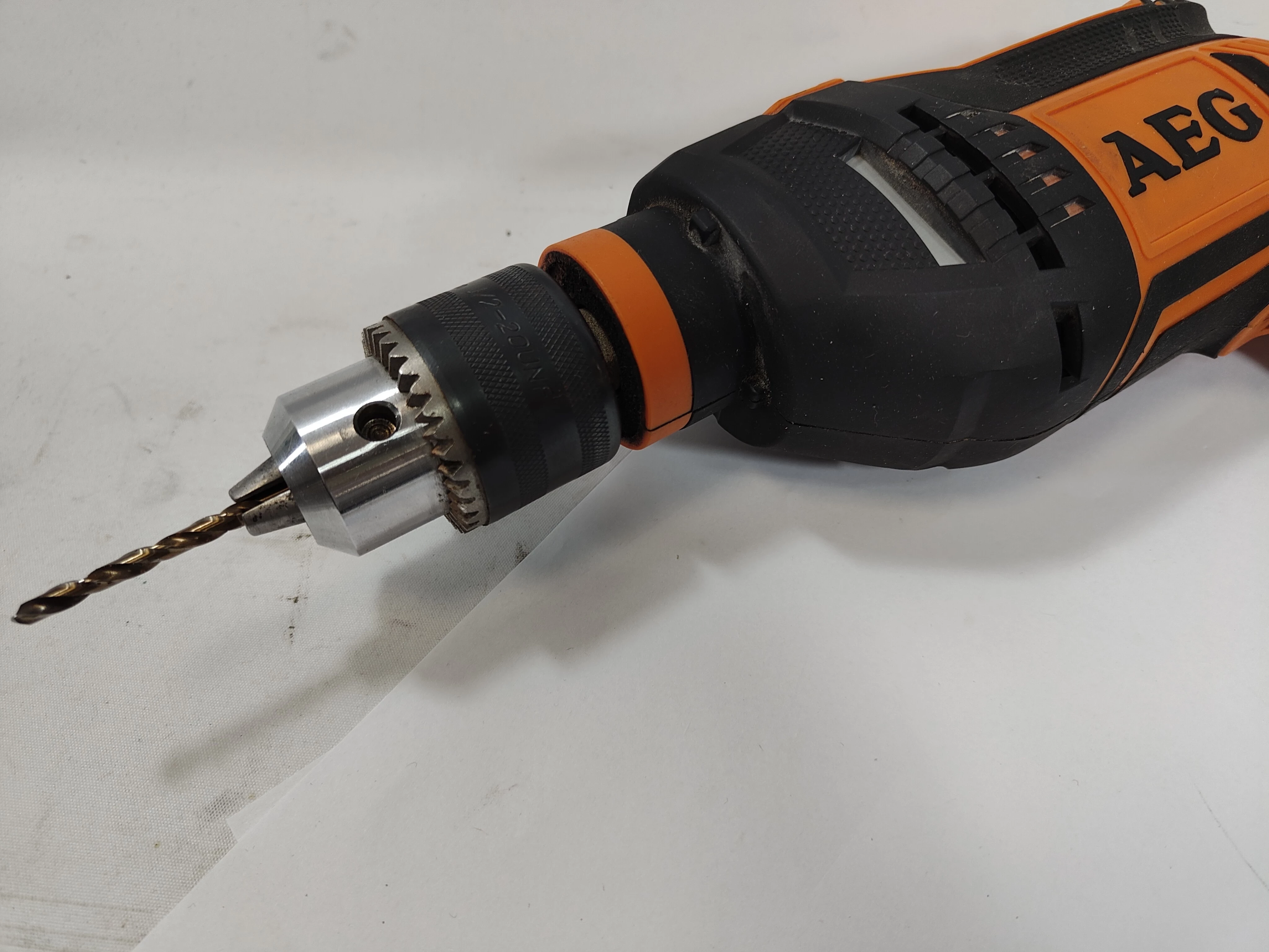 wiertarka-aeg-sbe-630-rv-pudelko-wiertarka-udarowa-aeg-sbe-typ-249188-1120138