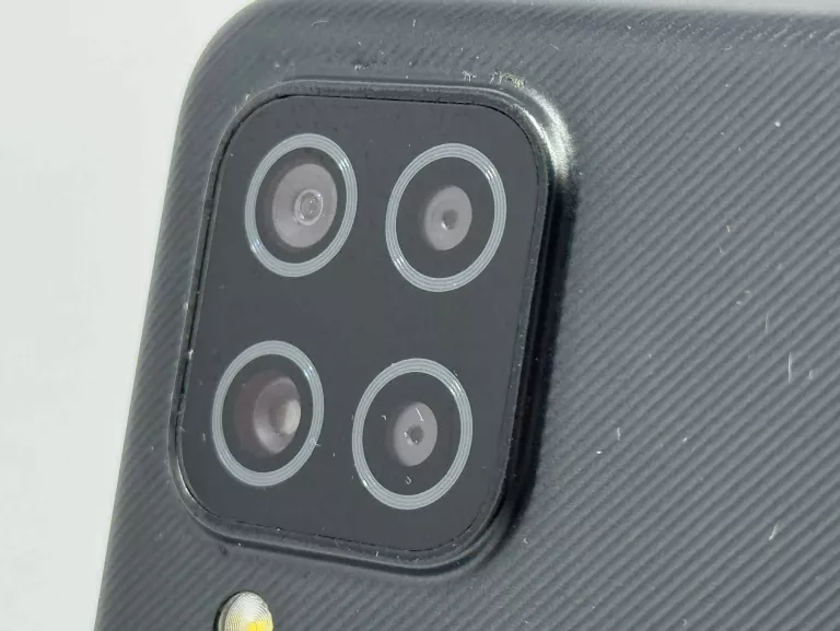 SAMSUNG GALAXY  A12