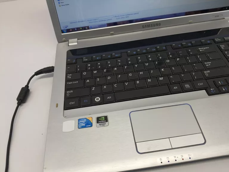 LAPTOP SAMSUNG R730