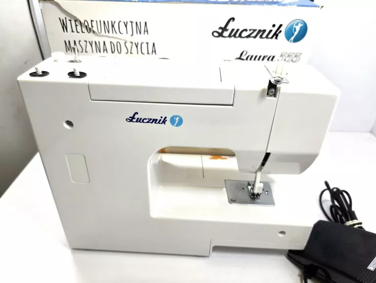 MASZYNA DO SZYCIA ŁUCZNIK LAURA 555 PUD