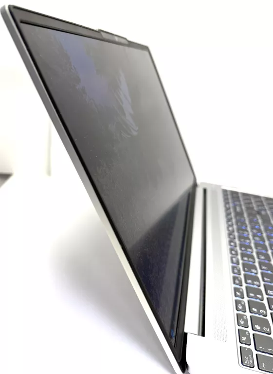 LAPTOP LENOVO IDEAPAD SLIM 5 AMD R7 16 GB / 512 SSD /WIN11