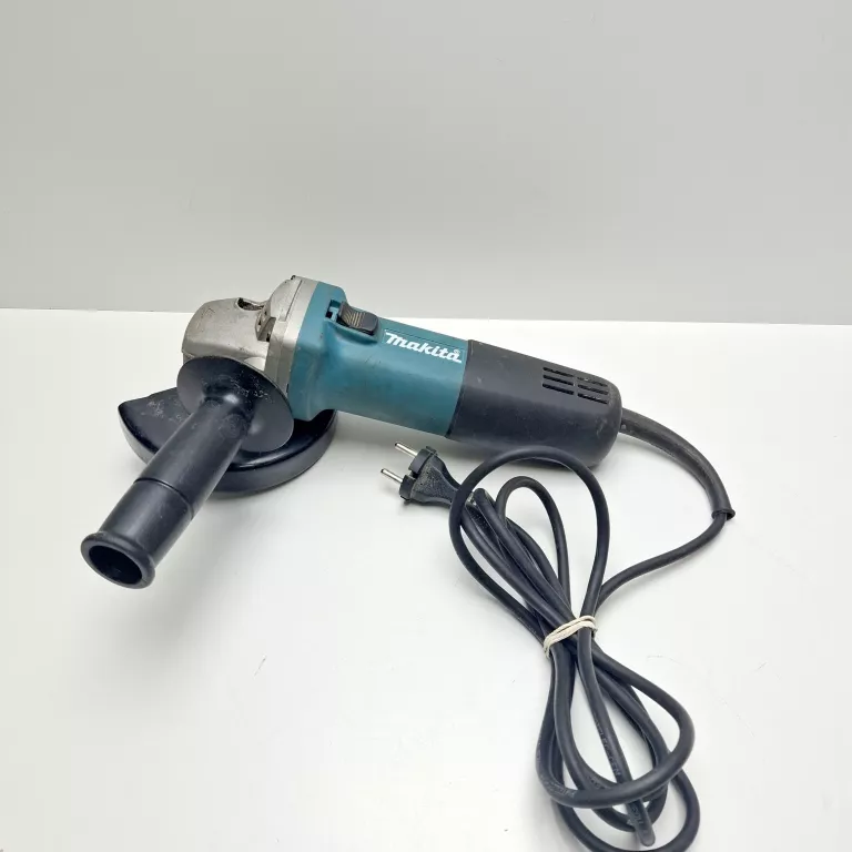 SZLIFIERKA KĄTOWA MAKITA 9558 840 W