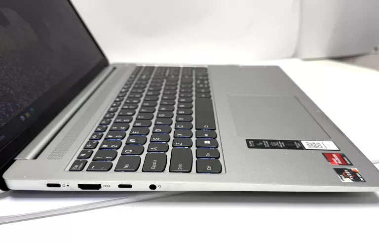 LAPTOP LENOVO IDEAPAD SLIM 5 AMD R7 16 GB / 512 SSD /WIN11