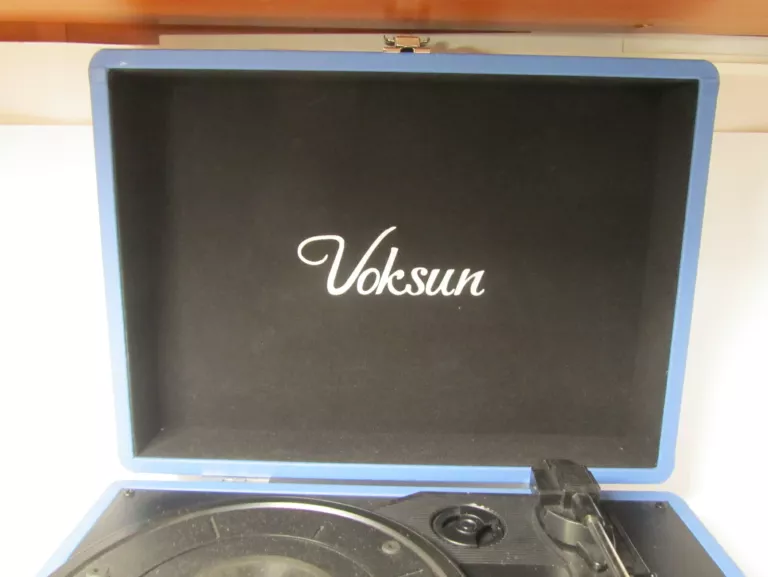 gramofon-voksun-brak-modelu-walizka-stan-11323-2