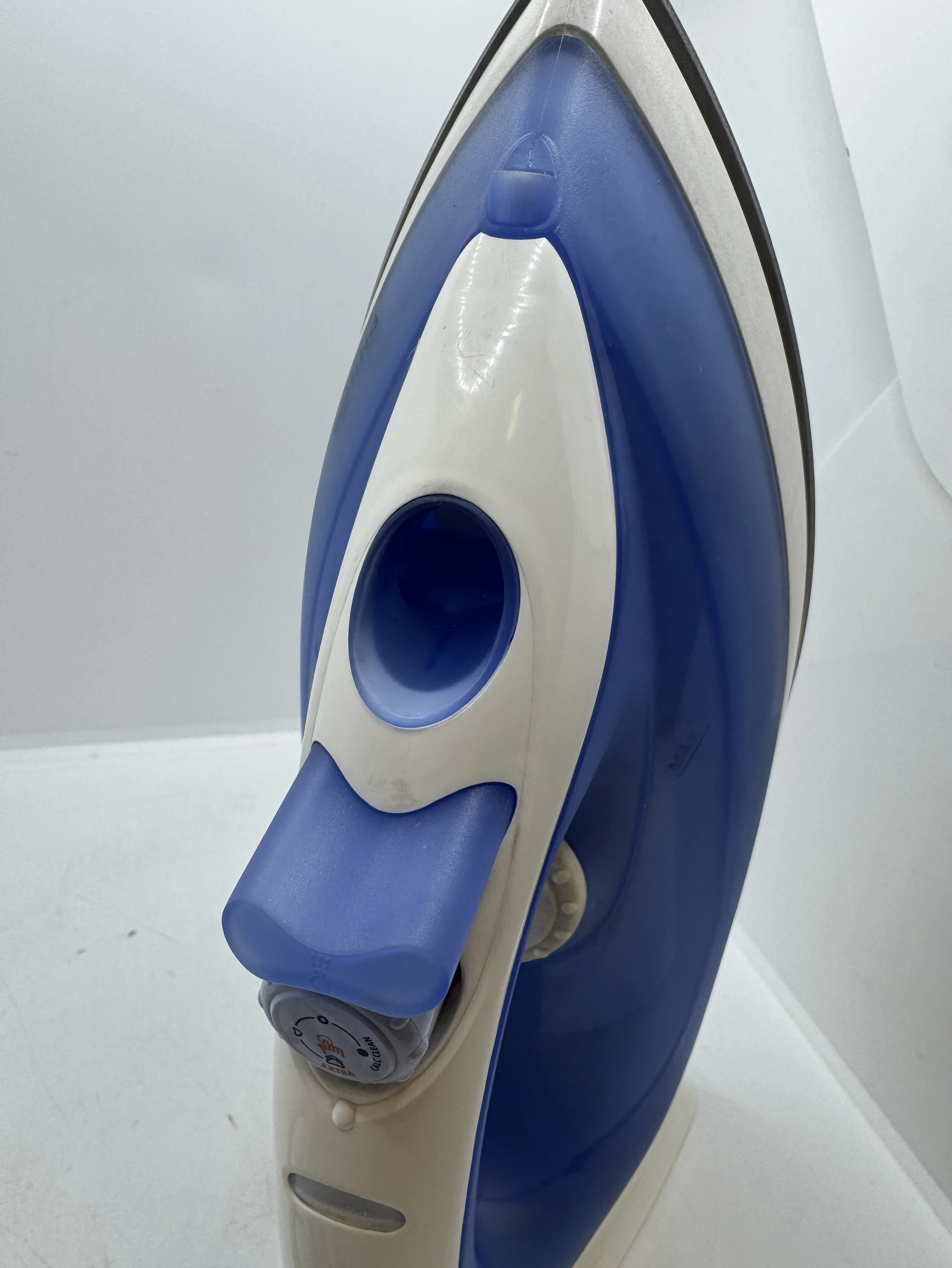 zelazko-philips-mistral-2100-moc-175000