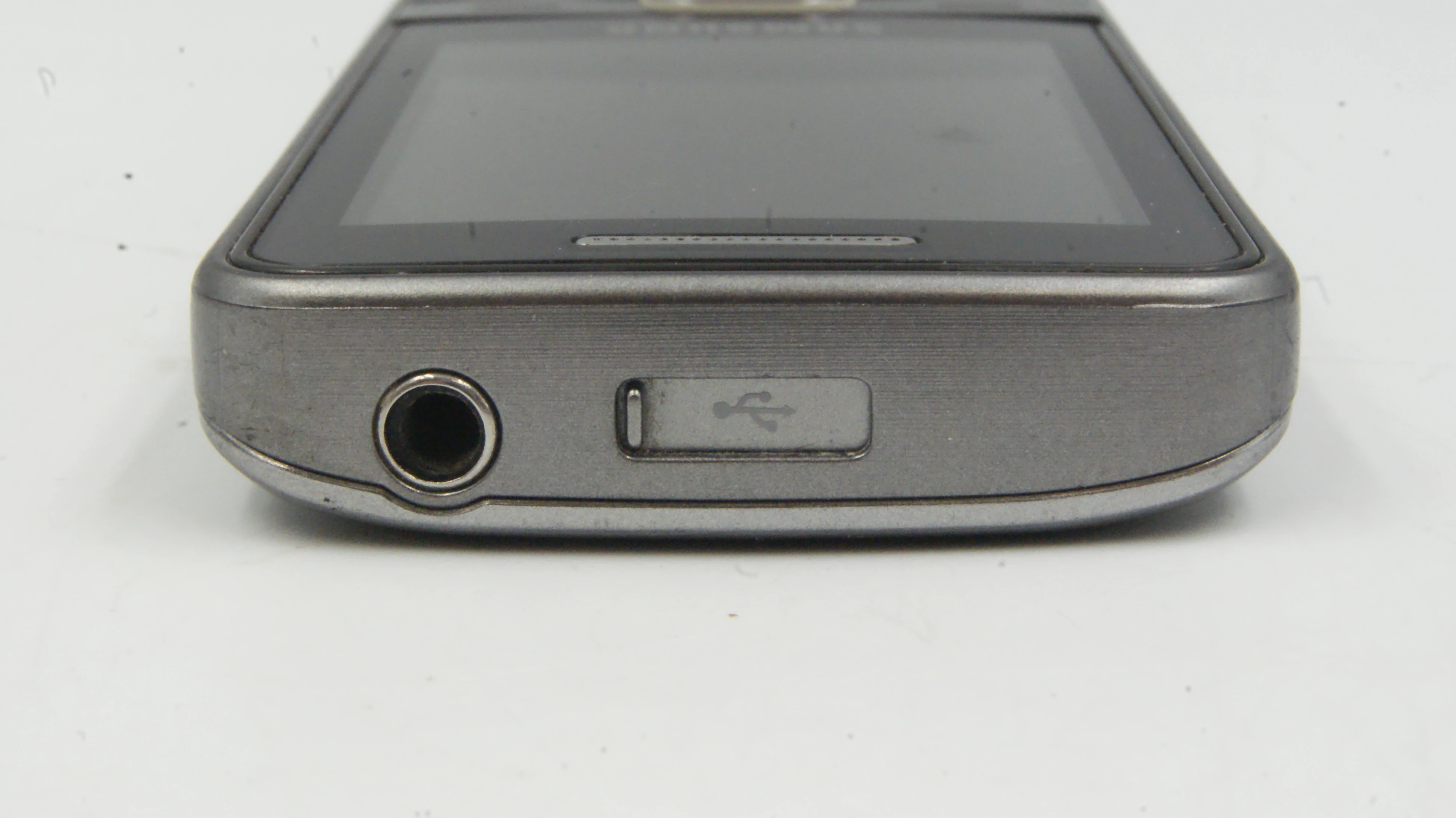 telefon-samsung-s5610-orange-typ-202685-212933