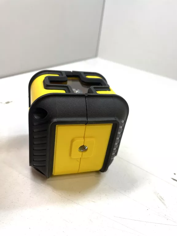 LASER KRZYŻOWY STANLEY CUBIX
