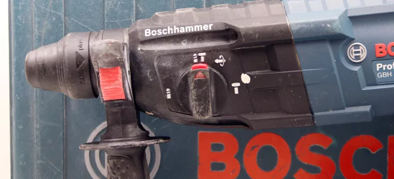 MŁOTOWIERTARKA BOSCH GBH240 790W