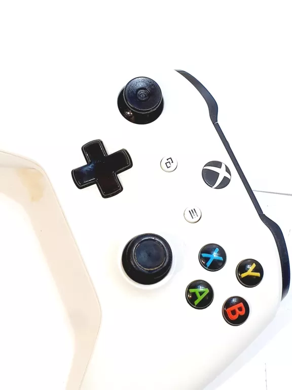 KONSOLA KONSOLA XBOX ONE S KOMPLET