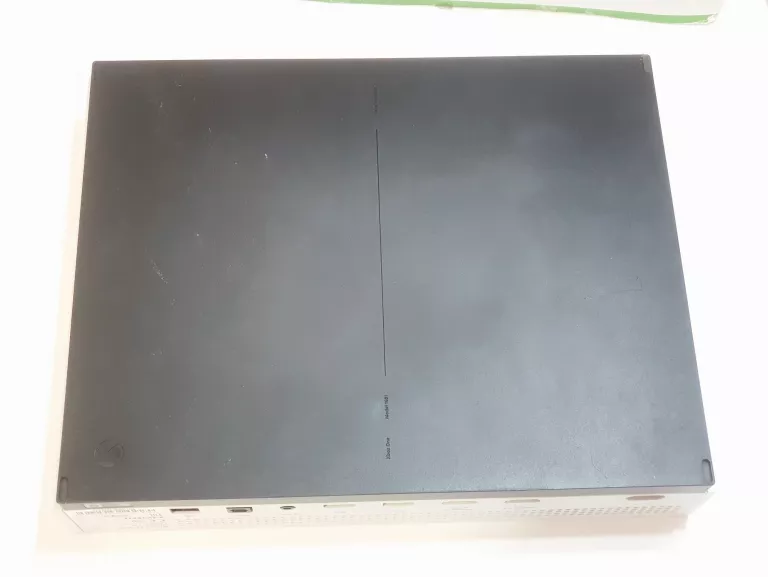 KONSOLA KONSOLA XBOX ONE S KOMPLET