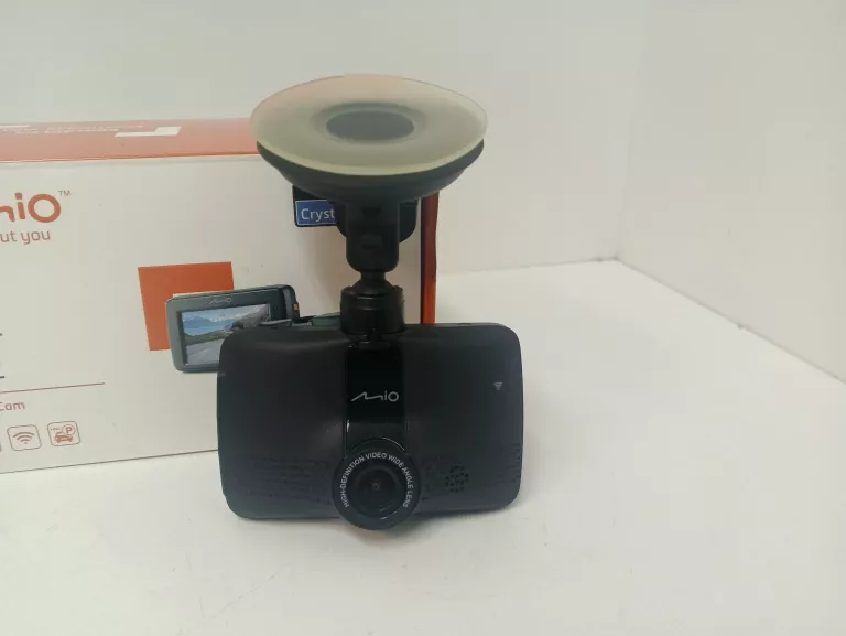 WIDEOREJESTRATOR MIO MIVUE 732