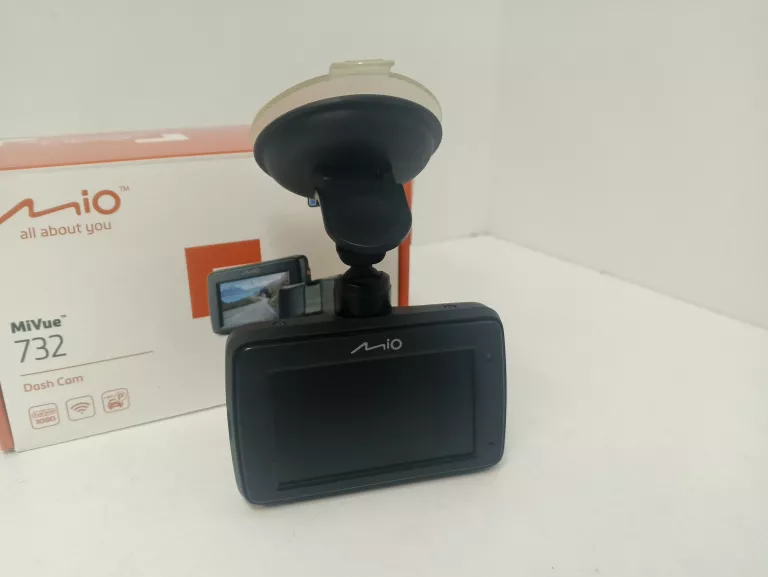 WIDEOREJESTRATOR MIO MIVUE 732