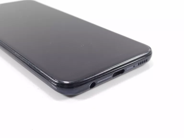 TELEFON SAMSUNG GALAXY A20E 3/32GB CZARNY