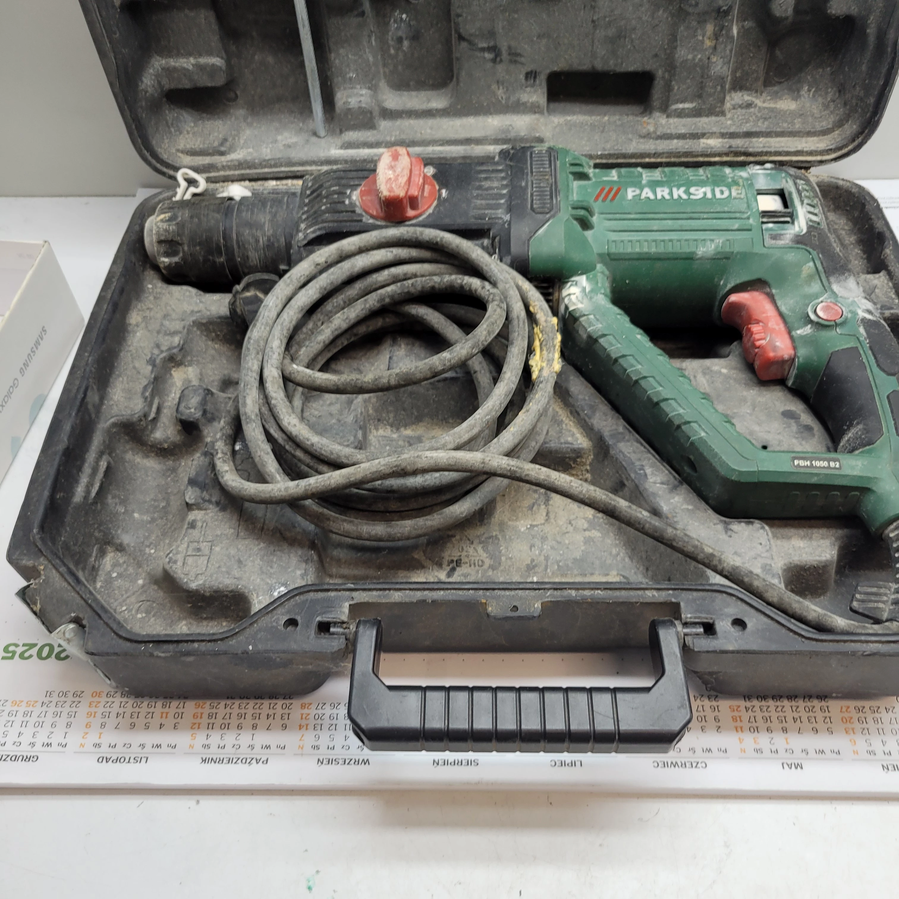 mlotowiertarka-parkside-phb1050-walizka-stan-11323-2