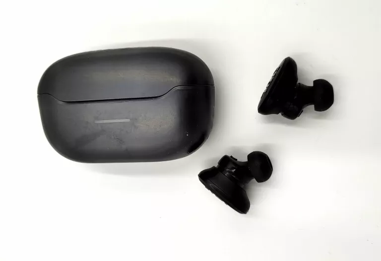 sluchawki-bt-jbl-race-tws-opis-stan-11323-238062